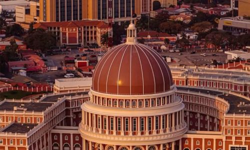 O que é o Direito Bancário? E por que ele impacta na sua carreira — ou no seu bolso